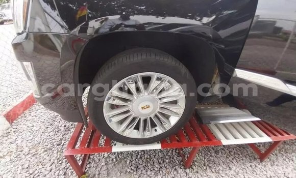 Sayi Na hannu Cadillac Escalade Black Mota in Accra a Greater Accra Sayi Na hannu Cadillac Escalade Black Mota in Accra a Greater Accra