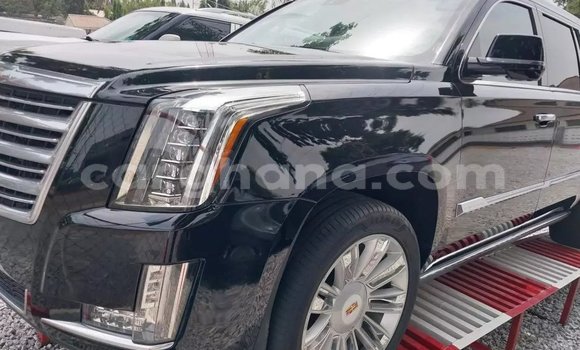 Sayi Na hannu Cadillac Escalade Black Mota in Accra a Greater Accra Sayi Na hannu Cadillac Escalade Black Mota in Accra a Greater Accra
