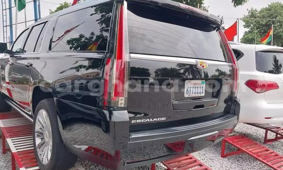 Sayi Na hannu Cadillac Escalade Black Mota in Accra a Greater Accra Sayi Na hannu Cadillac Escalade Black Mota in Accra a Greater Accra