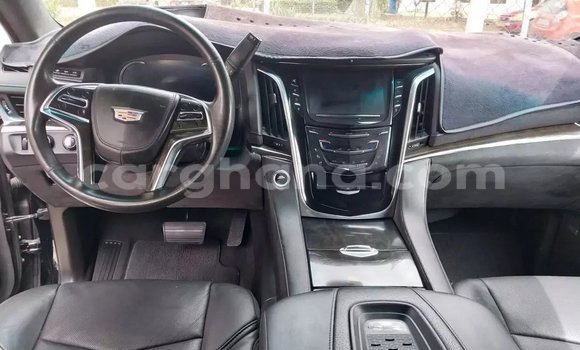 Sayi Na hannu Cadillac Escalade Black Mota in Accra a Greater Accra Sayi Na hannu Cadillac Escalade Black Mota in Accra a Greater Accra