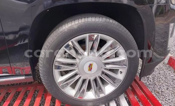 Sayi Na hannu Cadillac Escalade Black Mota in Accra a Greater Accra Sayi Na hannu Cadillac Escalade Black Mota in Accra a Greater Accra