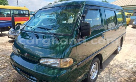 Buy Used Toyota Hiace Green Car in Accra in Greater Accra Buy Used Toyota Hiace Green Car in Accra in Greater Accra