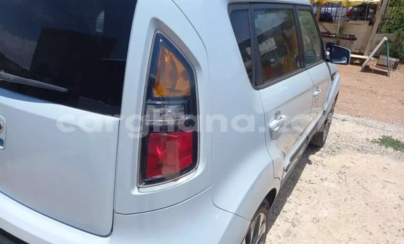 Buy Used Kia Soul White Car in Accra in Greater Accra Buy Used Kia Soul White Car in Accra in Greater Accra
