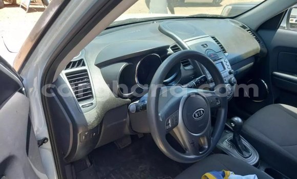 Buy Used Kia Soul White Car in Accra in Greater Accra Buy Used Kia Soul White Car in Accra in Greater Accra