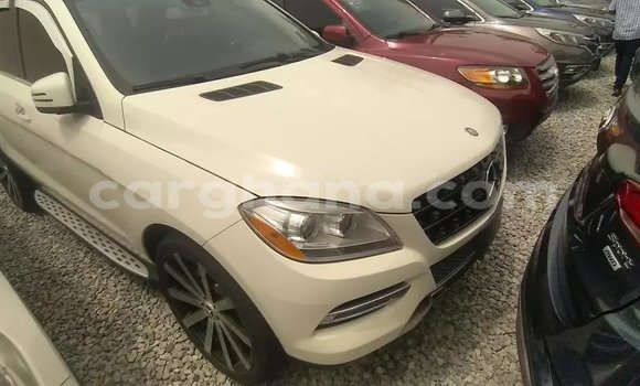 Buy Used Mercedes‒Benz ML–Class White Car in Accra in Greater Accra Buy Used Mercedes‒Benz ML–Class White Car in Accra in Greater Accra