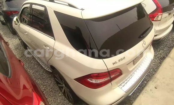Buy Used Mercedes‒Benz ML–Class White Car in Accra in Greater Accra Buy Used Mercedes‒Benz ML–Class White Car in Accra in Greater Accra