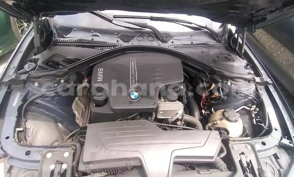 Ra Àlòkù BMW 3–Series Black Ọkọ̀ in Accra ni Greater Accra Ra Àlòkù BMW 3–Series Black Ọkọ̀ in Accra ni Greater Accra