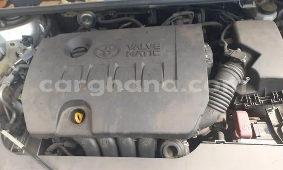 Sayi Na hannu Toyota Corolla Verso Azurfa Mota in Accra a Greater Accra Sayi Na hannu Toyota Corolla Verso Azurfa Mota in Accra a Greater Accra