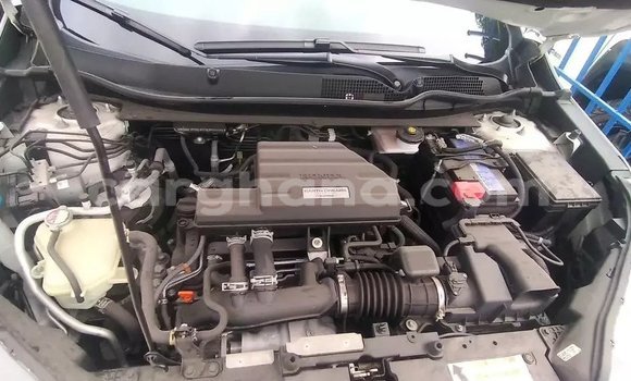Sayi Na hannu Honda CR–V White Mota in Accra a Greater Accra Sayi Na hannu Honda CR–V White Mota in Accra a Greater Accra