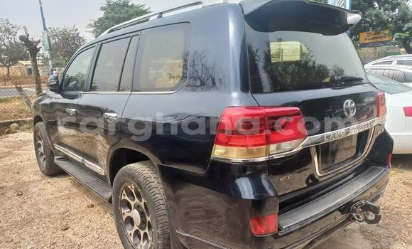 Sayi Na hannu Toyota Land Cruiser Black Mota in Accra a Greater Accra Sayi Na hannu Toyota Land Cruiser Black Mota in Accra a Greater Accra