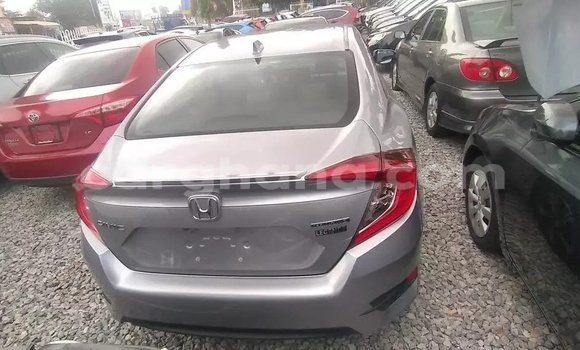 Sayi Na hannu Honda Civic Azurfa Mota in Accra a Greater Accra Sayi Na hannu Honda Civic Azurfa Mota in Accra a Greater Accra
