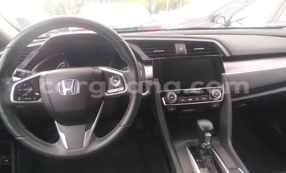 Sayi Na hannu Honda Civic Azurfa Mota in Accra a Greater Accra Sayi Na hannu Honda Civic Azurfa Mota in Accra a Greater Accra