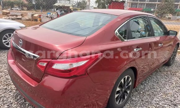 Sayi Na hannu Nissan Altima Red Mota in Accra a Greater Accra Sayi Na hannu Nissan Altima Red Mota in Accra a Greater Accra