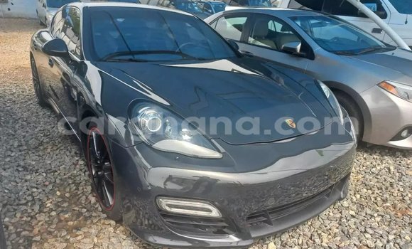 Ra Àlòkù Porsche Panamera Black Ọkọ̀ in Accra ni Greater Accra Ra Àlòkù Porsche Panamera Black Ọkọ̀ in Accra ni Greater Accra