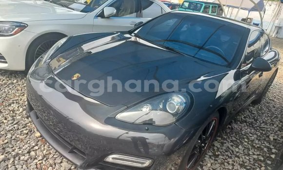 Ra Àlòkù Porsche Panamera Black Ọkọ̀ in Accra ni Greater Accra Ra Àlòkù Porsche Panamera Black Ọkọ̀ in Accra ni Greater Accra