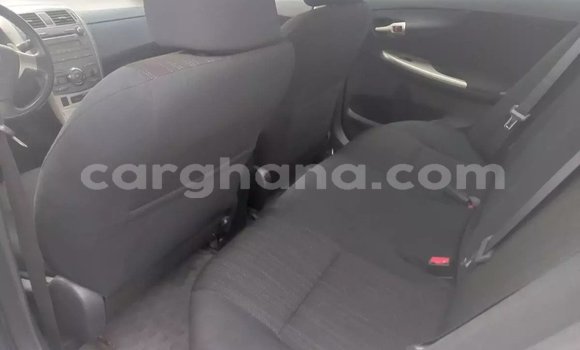 Sayi Na hannu Toyota Corolla White Mota in Accra a Greater Accra Sayi Na hannu Toyota Corolla White Mota in Accra a Greater Accra