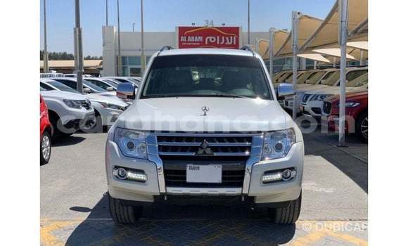 Ra Imported Mitsubishi Pajero funfun Ọkọ̀ in Import - Dubai ni Ashanti Ra Imported Mitsubishi Pajero funfun Ọkọ̀ in Import - Dubai ni Ashanti