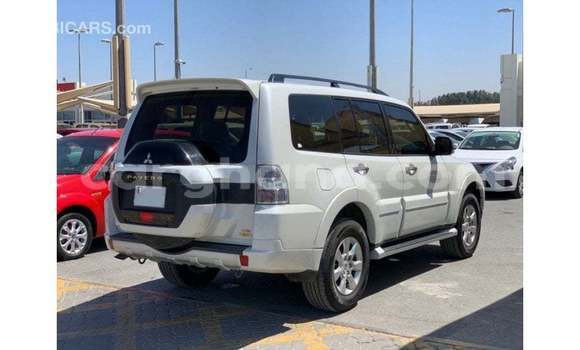 Ra Imported Mitsubishi Pajero funfun Ọkọ̀ in Import - Dubai ni Ashanti Ra Imported Mitsubishi Pajero funfun Ọkọ̀ in Import - Dubai ni Ashanti