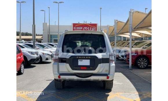 Ra Imported Mitsubishi Pajero funfun Ọkọ̀ in Import - Dubai ni Ashanti Ra Imported Mitsubishi Pajero funfun Ọkọ̀ in Import - Dubai ni Ashanti