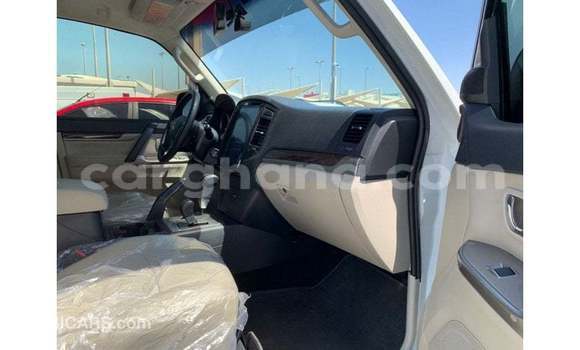 Ra Imported Mitsubishi Pajero funfun Ọkọ̀ in Import - Dubai ni Ashanti Ra Imported Mitsubishi Pajero funfun Ọkọ̀ in Import - Dubai ni Ashanti