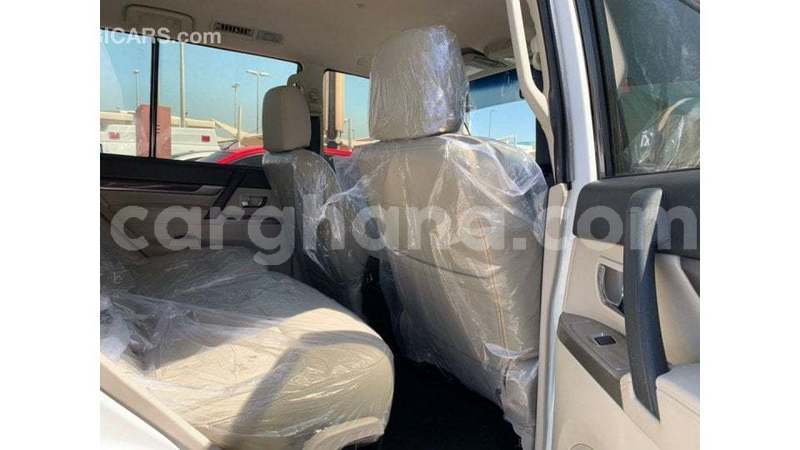 Big with watermark mitsubishi pajero ashanti import dubai 54469