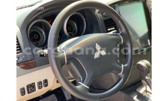 Ra Imported Mitsubishi Pajero funfun Ọkọ̀ in Import - Dubai ni Ashanti Ra Imported Mitsubishi Pajero funfun Ọkọ̀ in Import - Dubai ni Ashanti