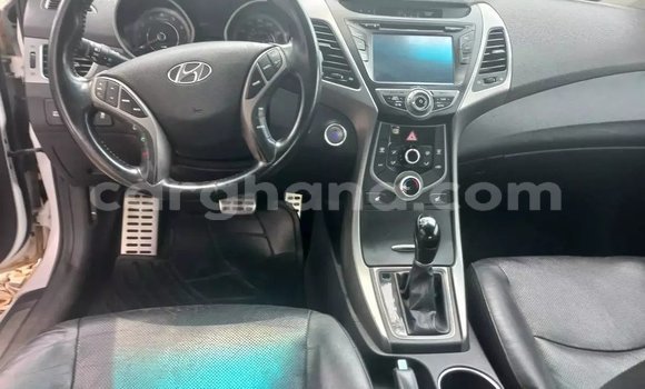 Sayi Na hannu Hyundai Elantra White Mota in Accra a Greater Accra Sayi Na hannu Hyundai Elantra White Mota in Accra a Greater Accra