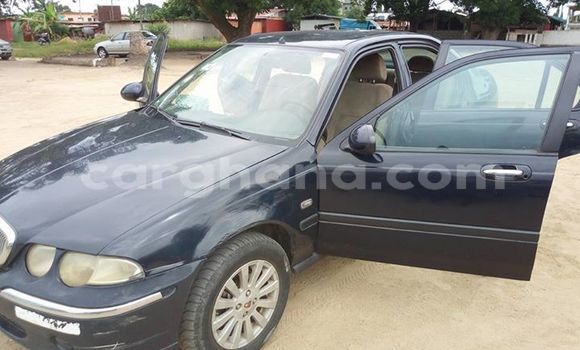 Buy Used Land Rover Defender Blue Car in Cape Coast in Central