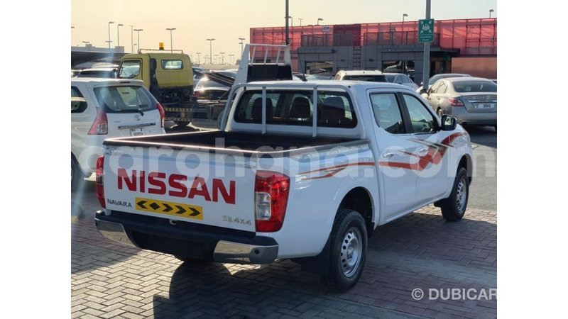 Big with watermark nissan navara ashanti import dubai 54475