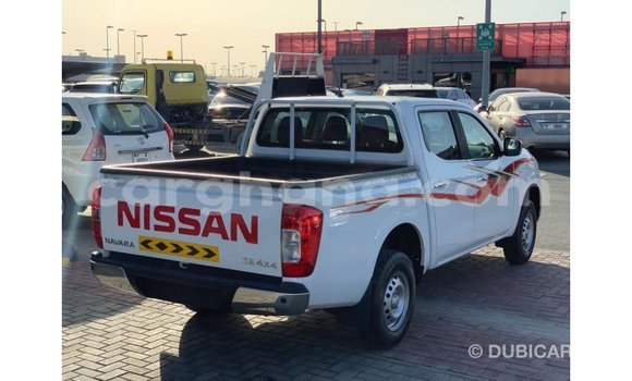 Sayi Imported Nissan Navara White Mota in Import - Dubai a Ashanti Sayi Imported Nissan Navara White Mota in Import - Dubai a Ashanti