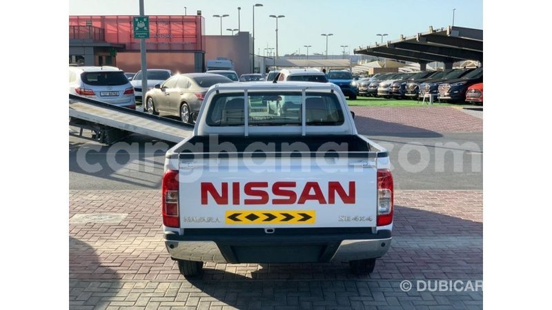 Big with watermark nissan navara ashanti import dubai 54475