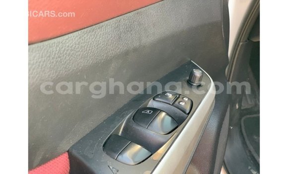 Sayi Imported Nissan Navara White Mota in Import - Dubai a Ashanti Sayi Imported Nissan Navara White Mota in Import - Dubai a Ashanti