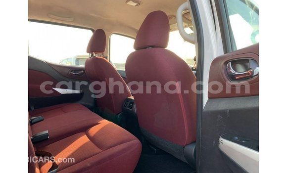 Sayi Imported Nissan Navara White Mota in Import - Dubai a Ashanti Sayi Imported Nissan Navara White Mota in Import - Dubai a Ashanti