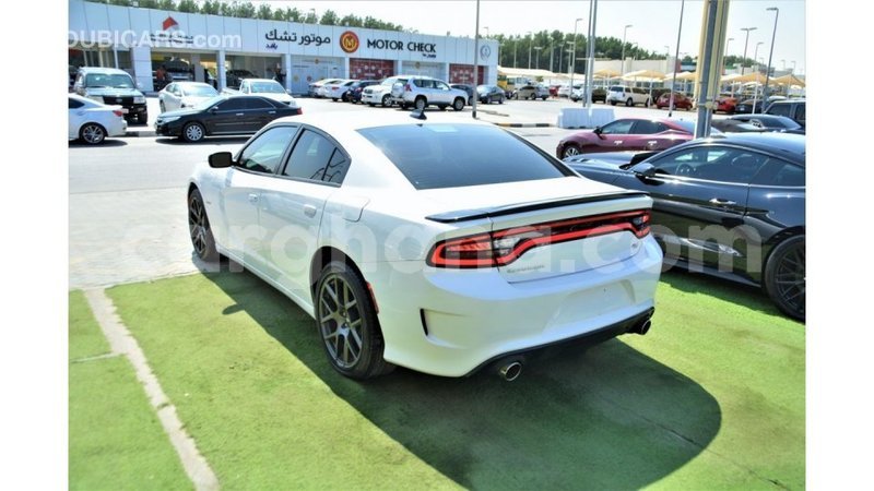 Big with watermark dodge charger ashanti import dubai 54480