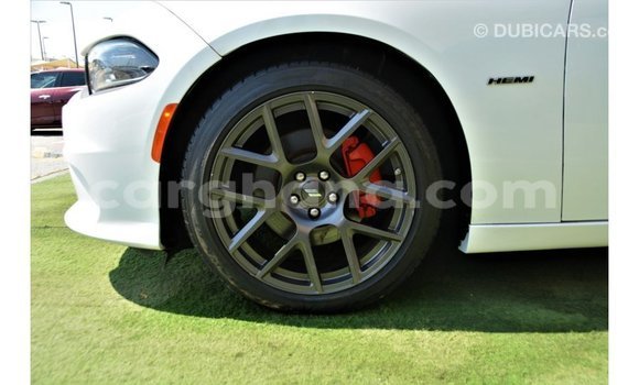 Sayi Imported Dodge Charger White Mota in Import - Dubai a Ashanti Sayi Imported Dodge Charger White Mota in Import - Dubai a Ashanti