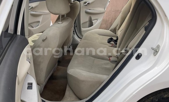 Ra Àlòkù Toyota Corolla funfun Ọkọ̀ in Sekondi–Takoradi Metropolitan ni Oorun Ra Àlòkù Toyota Corolla funfun Ọkọ̀ in Sekondi–Takoradi Metropolitan ni Oorun