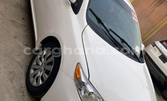 Ra Àlòkù Toyota Corolla funfun Ọkọ̀ in Sekondi–Takoradi Metropolitan ni Oorun Ra Àlòkù Toyota Corolla funfun Ọkọ̀ in Sekondi–Takoradi Metropolitan ni Oorun