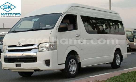 Buy Import Toyota Hiace White Car in Import - Dubai in Ashanti Buy Import Toyota Hiace White Car in Import - Dubai in Ashanti