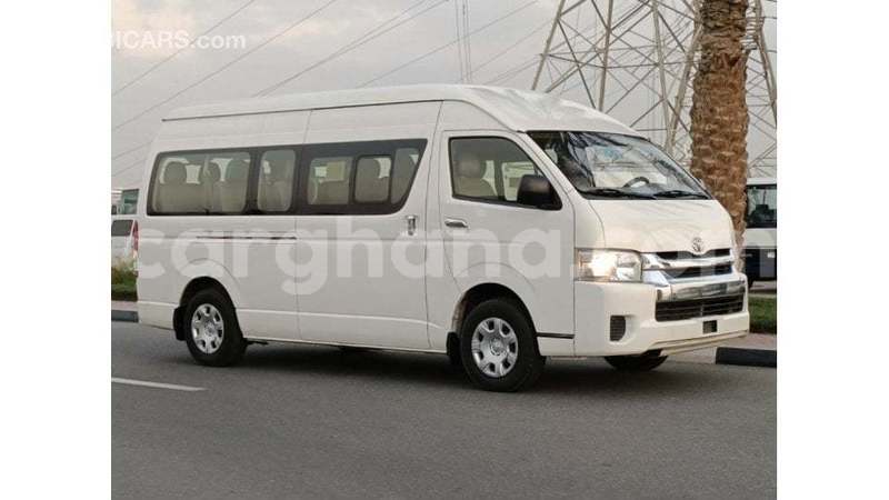 Big with watermark toyota hiace ashanti import dubai 54530