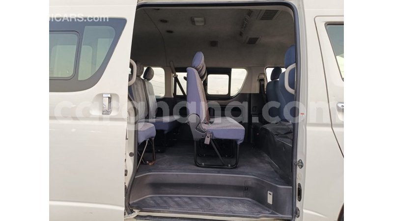 Big with watermark toyota hiace ashanti import dubai 54530