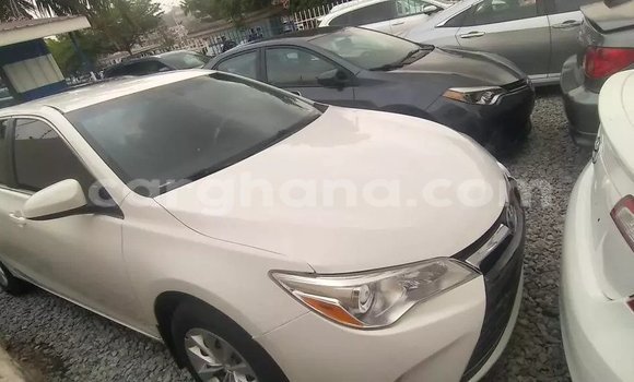 Buy Used Toyota Camry White Car in Accra in Greater Accra