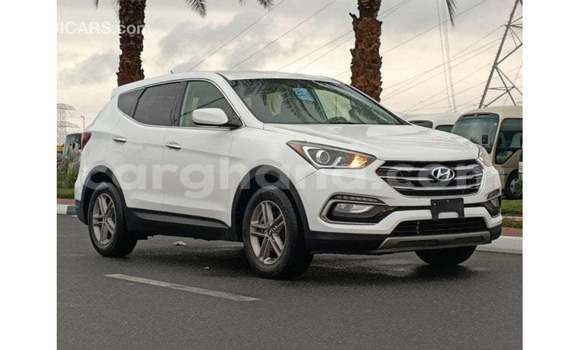 Ra Imported Hyundai Santa Fe funfun Ọkọ̀ in Import - Dubai ni Ashanti Ra Imported Hyundai Santa Fe funfun Ọkọ̀ in Import - Dubai ni Ashanti