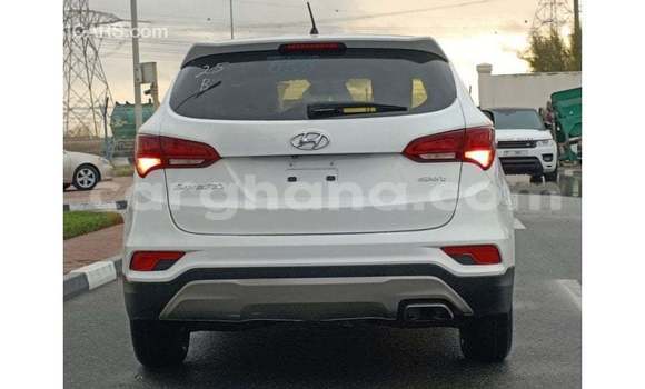 Ra Imported Hyundai Santa Fe funfun Ọkọ̀ in Import - Dubai ni Ashanti Ra Imported Hyundai Santa Fe funfun Ọkọ̀ in Import - Dubai ni Ashanti