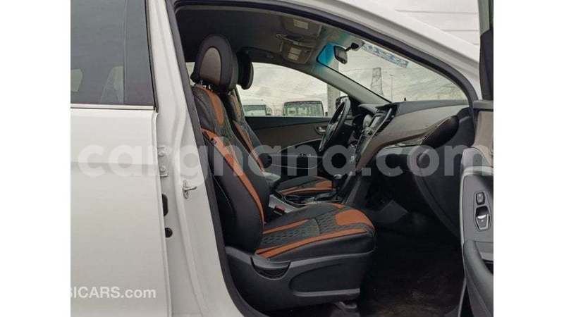 Big with watermark hyundai santa fe ashanti import dubai 54558