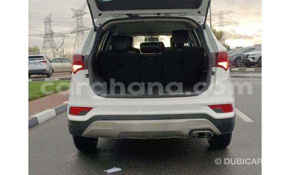 Ra Imported Hyundai Santa Fe funfun Ọkọ̀ in Import - Dubai ni Ashanti Ra Imported Hyundai Santa Fe funfun Ọkọ̀ in Import - Dubai ni Ashanti