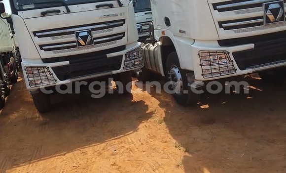 Sayi Na hannu Howo Sinotruck White Babbar mota in Sekondi–Takoradi Metropolitan a Yamma