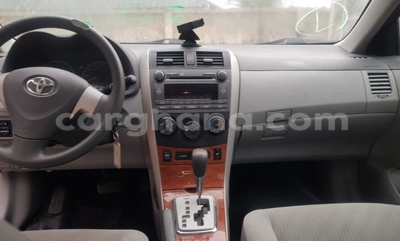 Ra Imported Toyota Corolla Blue Ọkọ̀ in Sekondi–Takoradi Metropolitan ni Oorun Ra Imported Toyota Corolla Blue Ọkọ̀ in Sekondi–Takoradi Metropolitan ni Oorun
