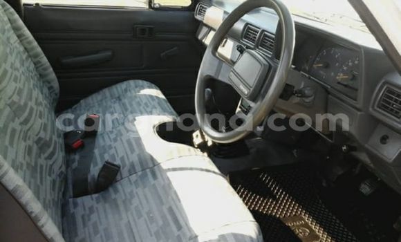 Buy Used Toyota Hilux White Car in Abokobi in Greater Accra Buy Used Toyota Hilux White Car in Abokobi in Greater Accra