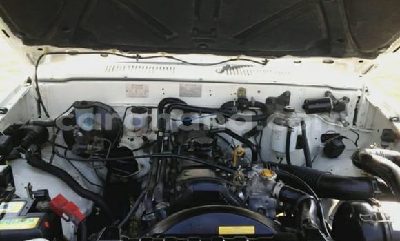 Buy Used Toyota Hilux White Car in Abokobi in Greater Accra Buy Used Toyota Hilux White Car in Abokobi in Greater Accra