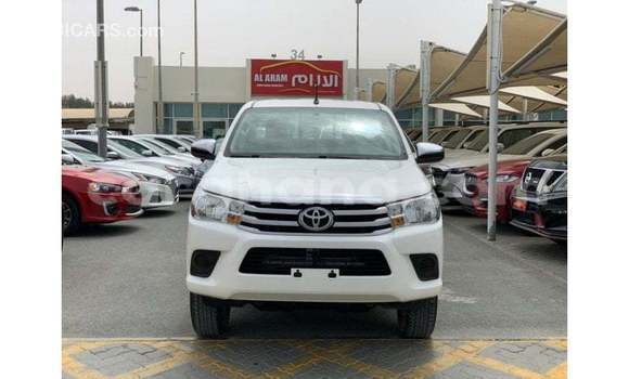 Ra Imported Toyota Hilux funfun Ọkọ̀ in Import - Dubai ni Ashanti Ra Imported Toyota Hilux funfun Ọkọ̀ in Import - Dubai ni Ashanti